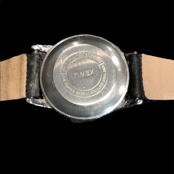 1940’s Timex Two Handed Mens Watch - Picture 6 of 10